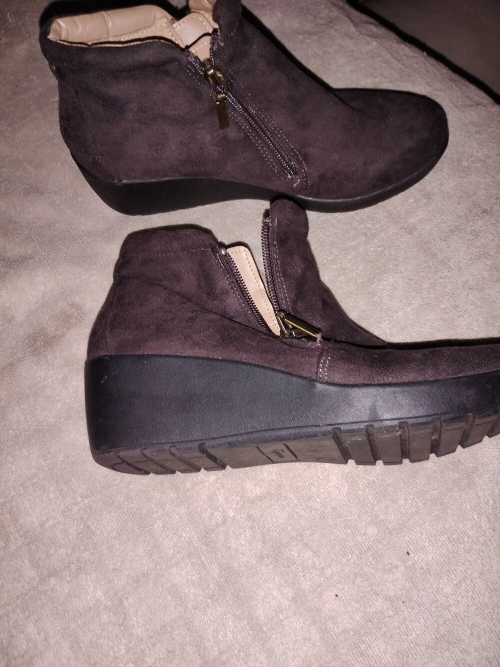 Boots - Picture 10 of 13
